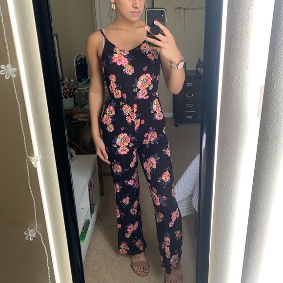 Kendall & Kylie Jumpsuit - Picture 1 of 4